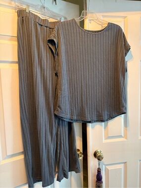 Ribbed Two-Piece Lounge Set in Slate Gray